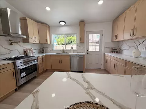 298 N Paseo Rio Blanco, Anaheim, CA 92807