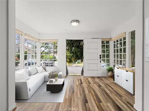 757 N Loma Vis, Long Beach, CA 90813