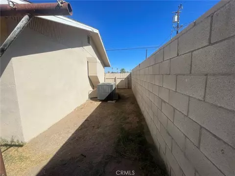Exterior - 175 N Date Rd, Blythe, CA 92225 photo 11 of 12