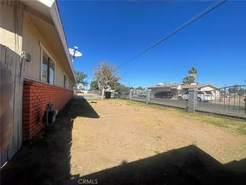 Exterior - 175 N Date Rd, Blythe, CA 92225 photo 3 of 12