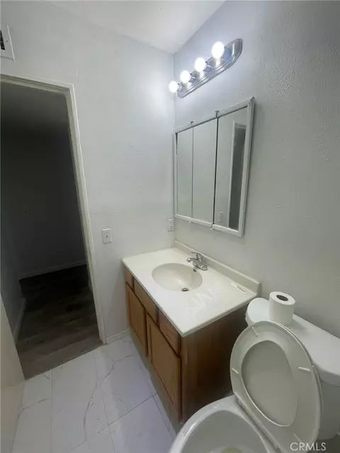 Bath - 175 N Date Rd, Blythe, CA 92225 photo 5 of 5