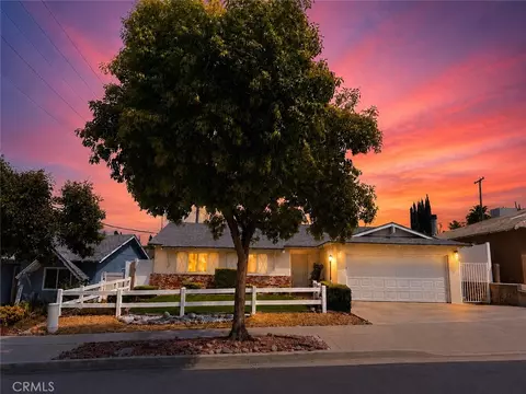 1711 Longview Dr, Corona, CA 92882
