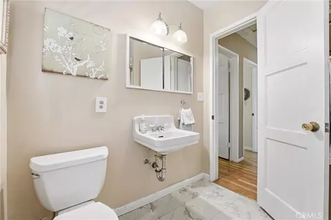 Bath - 331 E Barkley, Orange, CA 92867 photo 1 of 2
