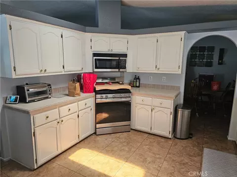 61 Malaga, Tustin, CA 92780 photo 3