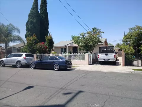 1825 W 2nd St, Santa Ana, CA 92703