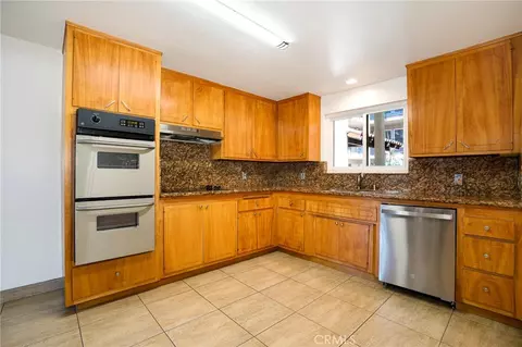 Kitchen - 3737 E 2nd #101, Long Beach, CA 90803 photo 1 of 2