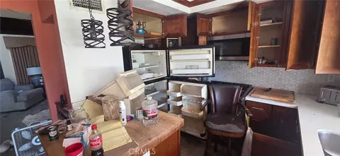 Kitchen - 49086 Eisenhower Dr, Indio, CA 92201 photo 1 of 1