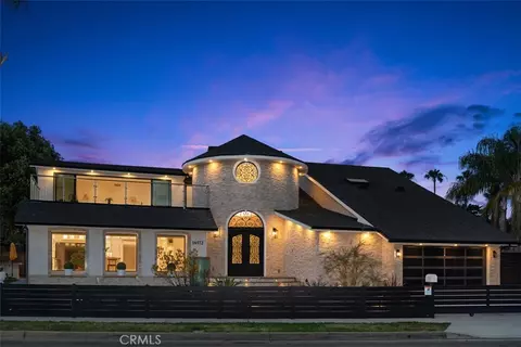 16572 Carousel, Huntington Beach, CA 92649