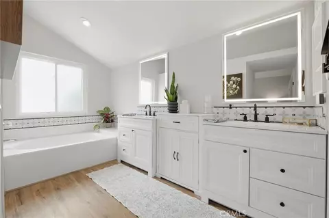 Bath - 6237 Ashley Ct, Chino, CA 91710 photo 3 of 5