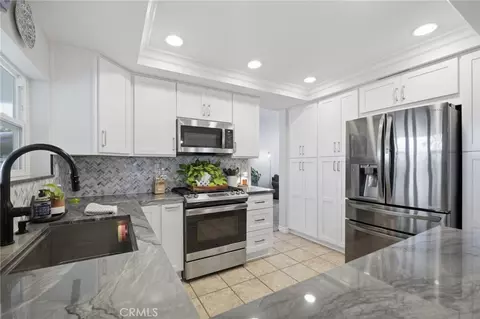 Kitchen - 6237 Ashley Ct, Chino, CA 91710 photo 3 of 4