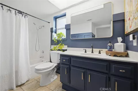 Bath - 6237 Ashley Ct, Chino, CA 91710 photo 1 of 5