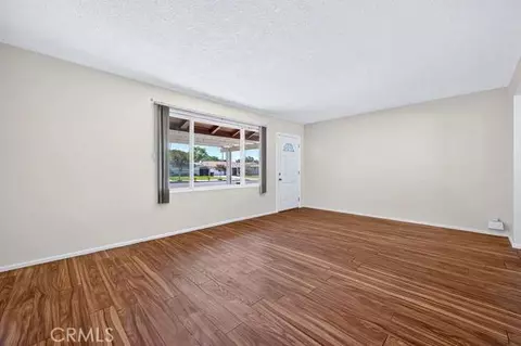 Living - 8777 Glencoe Dr, Riverside, CA 92503 photo 3 of 4