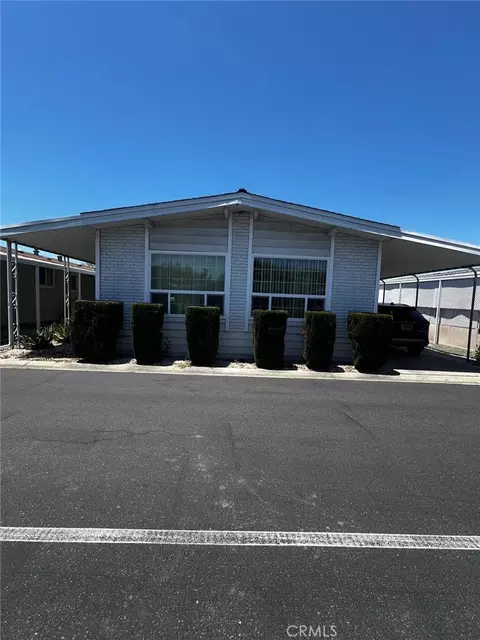 10770 Katella #19, Anaheim, CA 92804