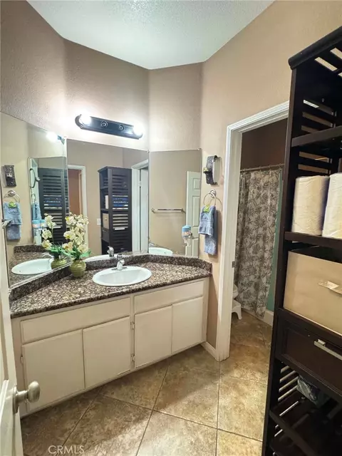 Bath - 2311 Willowbrook, Perris, CA 92571 photo 2 of 2