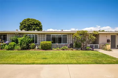 13451 Danbury Ln #133E, Seal Beach, CA 90740