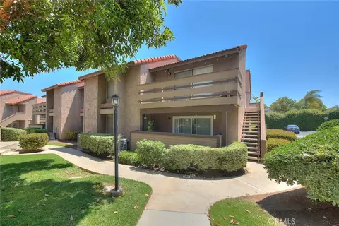 1555 Border Ave #F, Corona, CA 92882