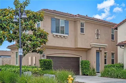 10293 Jasmine Ct, Stanton, CA 90680