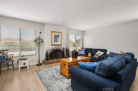 Living - 915 E La Veta Ave, Orange, CA 92866 photo 1 of 3