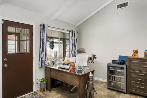 Entry Way - 915 E La Veta Ave, Orange, CA 92866 photo 3 of 3