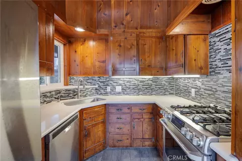 Kitchen - 1547 Neptune, Encinitas, CA 92024 photo 3 of 5