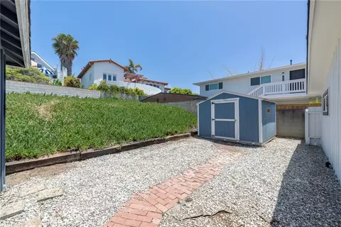 Exterior - 1547 Neptune, Encinitas, CA 92024 photo 8 of 13