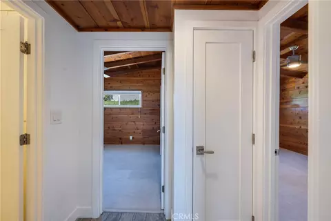 Entry Way - 1547 Neptune, Encinitas, CA 92024 photo 3 of 3
