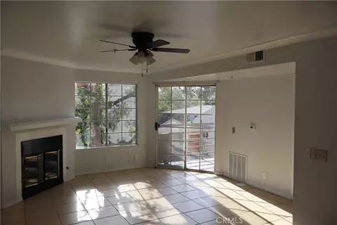 707 W 4th, Long Beach, CA 90802