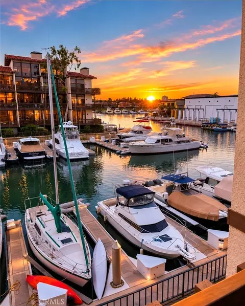 6231 Marina Pacifica Dr N, Long Beach, CA 90803