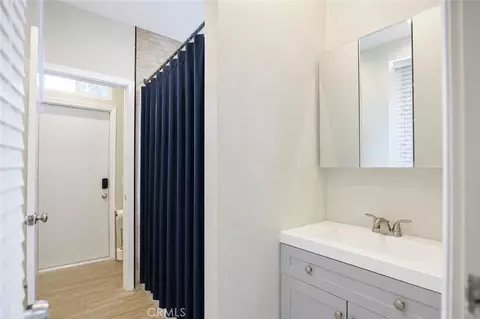 Bath - 4252 Jenkins, Riverside, CA 92501 photo 1 of 6