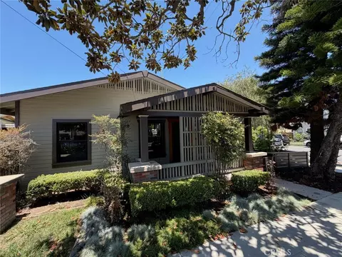 377 Ximeno Ave, Long Beach, CA 90814