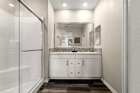 Bath - 17879 S Upton, Carson, CA 90746 photo 2 of 4
