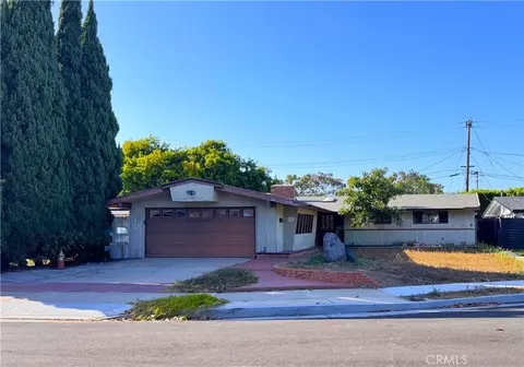 208 Wellesley Ln, Costa Mesa, CA 92626