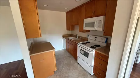 5840 Benner #102, Los Angeles, CA 90042
