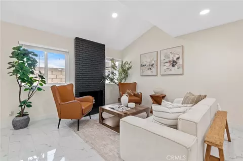 10089 15th #16, Garden Grove, CA 92843