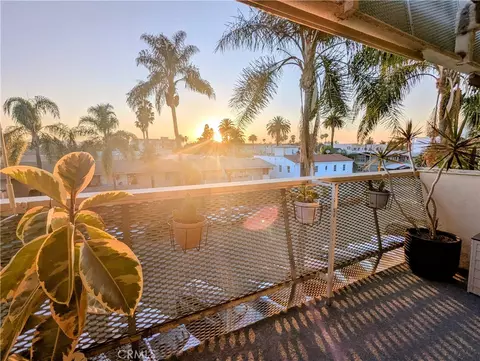 View/Area - 528 Cedar #3A, Long Beach, CA 90802 photo 1 of 3