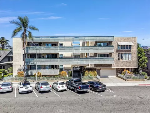 Exterior - 528 Cedar #3A, Long Beach, CA 90802 photo 1 of 2