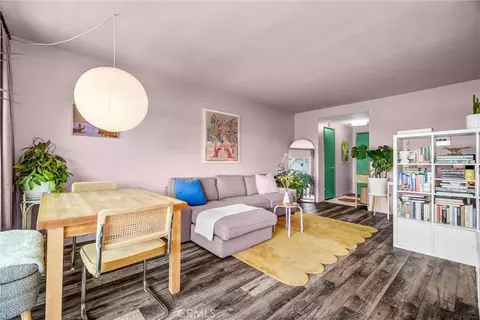 528 Cedar #3A, Long Beach, CA 90802