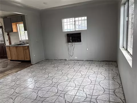 443 W Cedar, Compton, CA 90220 photo 5