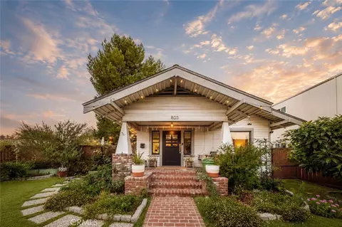 805 Loma Ave, Long Beach, CA 90804