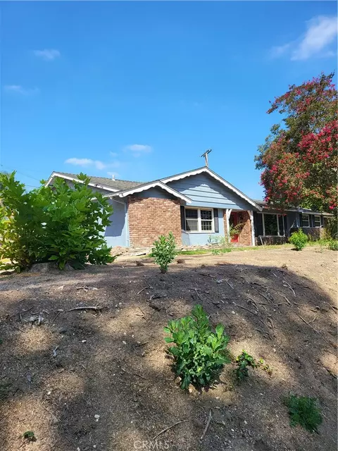 1517 Longview, Fullerton, CA 92831