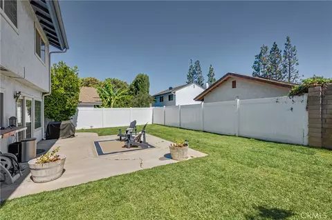 Exterior - 640 W Imperial, Brea, CA 92821 photo 6 of 6