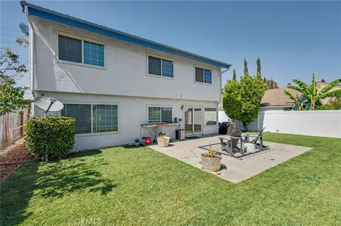 Exterior - 640 W Imperial, Brea, CA 92821 photo 5 of 6