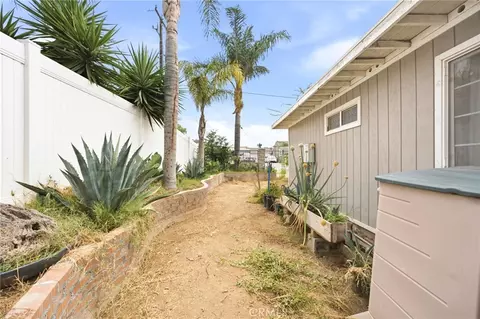 Exterior - 8461 Colorado, Riverside, CA 92504 photo 4 of 6
