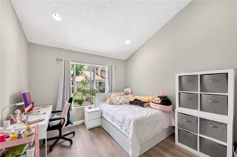 Bedroom - 949 Creekside Dr, Fullerton, CA 92833 photo 2 of 3