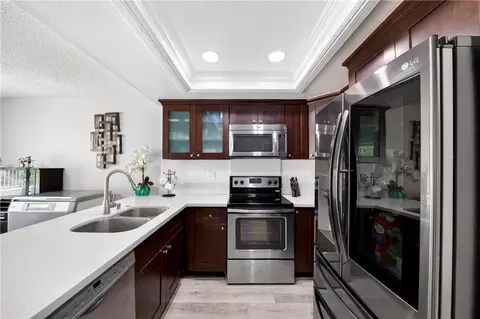 Kitchen - 949 Creekside Dr, Fullerton, CA 92833 photo 3 of 3