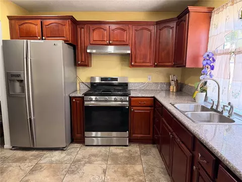 Kitchen - 1614 Kirby Ct, Redlands, CA 92374 photo 1 of 2