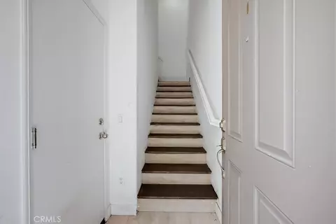Entry Way - 31173 Strawberry Tree Ln, Temecula, CA 92592 photo 1 of 6