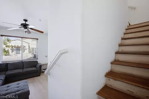 Entry Way - 31173 Strawberry Tree Ln, Temecula, CA 92592 photo 3 of 4