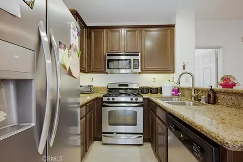 Kitchen - 31173 Strawberry Tree Ln, Temecula, CA 92592 photo 1 of 2