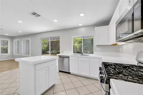 Kitchen - 431 Blue Jay Dr, Brea, CA 92823 photo 2 of 3